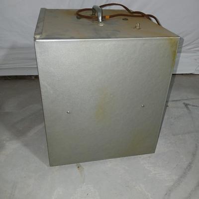 Chemical thermometer TH-2 with machine that has a galvanized metal tray inside