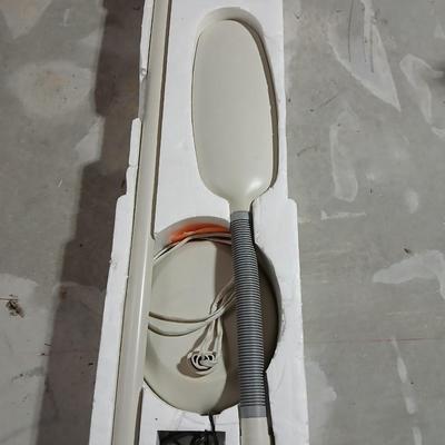 Brand new Bright light lamp - never assembled