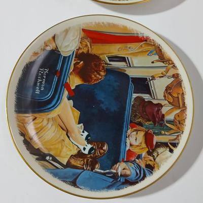 Two Gorham Norman Rockwell Collectible plates - Uninvited Guest and The Challenge