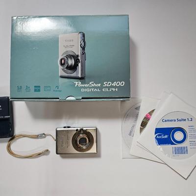Canon Power shot SD400 Digital ELPH camera with original box and contents