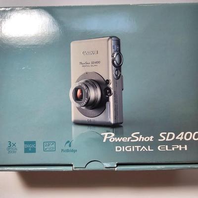 Canon Power shot SD400 Digital ELPH camera with original box and contents