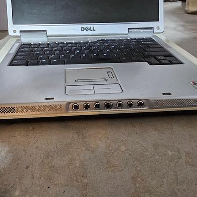 Three vintage laptops for parts or repair - Unknown / unworking condition with power cords