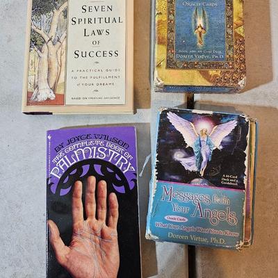 Palmistry book - Healing with Angels Oracle cards and Messages from your angels Oracle cards