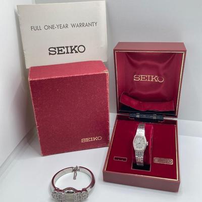 LOT 314: Vintage Watches - Seiko and Benrus Swiss Bracelet