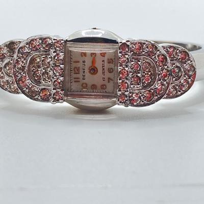 LOT 314: Vintage Watches - Seiko and Benrus Swiss Bracelet