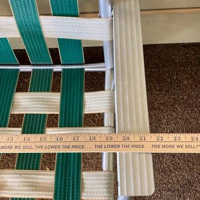 LOT 601-224: Pair of Classic Webbed Folding Lawn Chairs