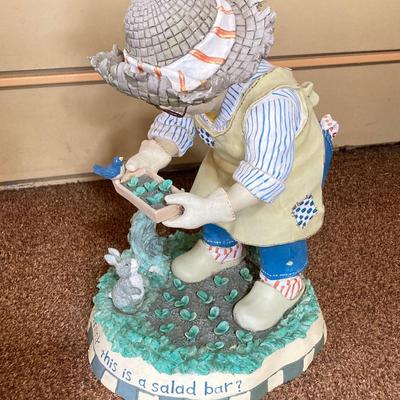 LOT 601225: Garden Decor - Metal Heron, Resin Hanging Planter and Statue "so you think this is a salad bar?"