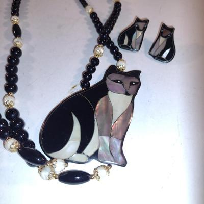 Cat Design Necklace and Earring Set