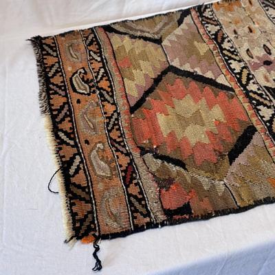 Kilim Style Door Mat and Temari Balls (LR-DZ)