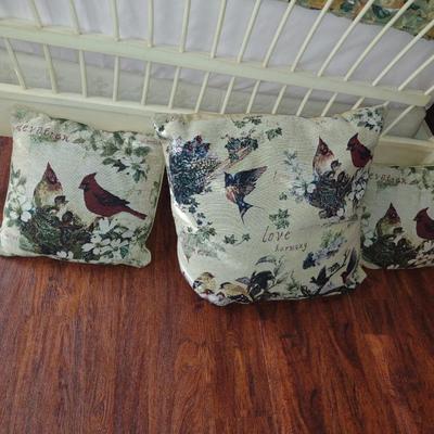 Woven Blanket Set- Bird Design with Light Background