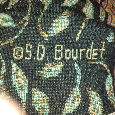 Woven Blanket Set- Bird Design with Dark Background