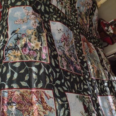 Woven Blanket Set- Bird Design with Dark Background