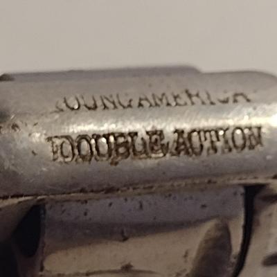 H. & R. .32 S&W CTGE Double Action Revolver Stub Nose