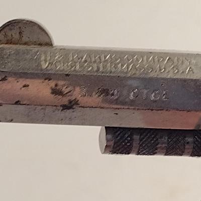 H. & R. .32 S&W CTGE Double Action Revolver Stub Nose
