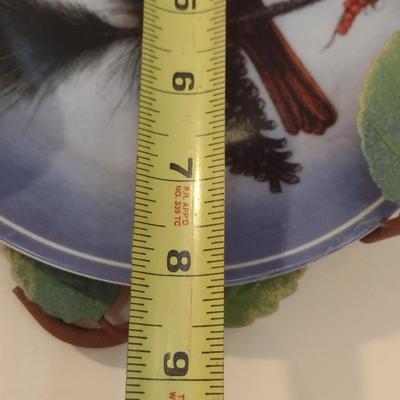 Bird Design Plates with Metal Wall Rack