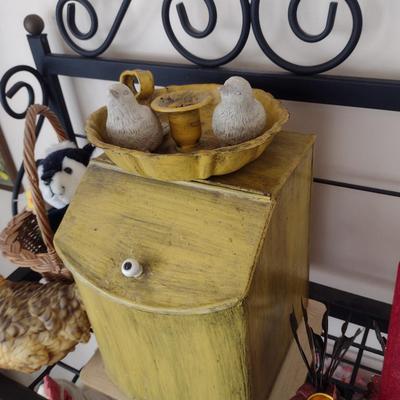 Contents of Shelf- Assorted Home Decor