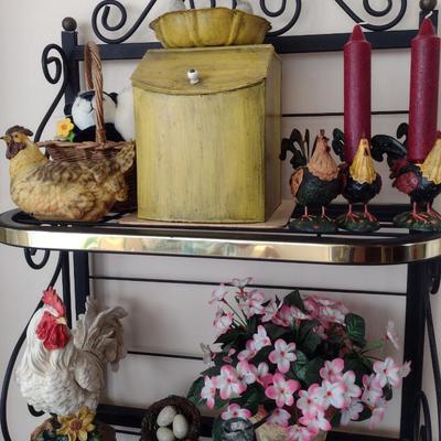 Contents of Shelf- Assorted Home Decor