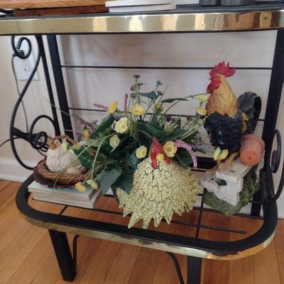Contents of Shelf- Assorted Home Decor