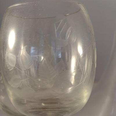 Beverage Set- Decanter with Stopper and Four Etched Glasses
