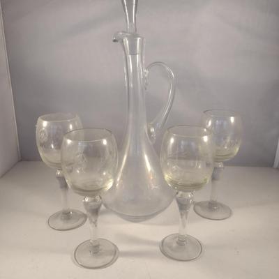 Beverage Set- Decanter with Stopper and Four Etched Glasses