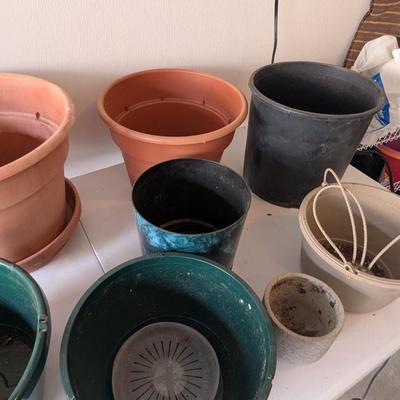 Assortment Of Plastic Plant/Flower Pots