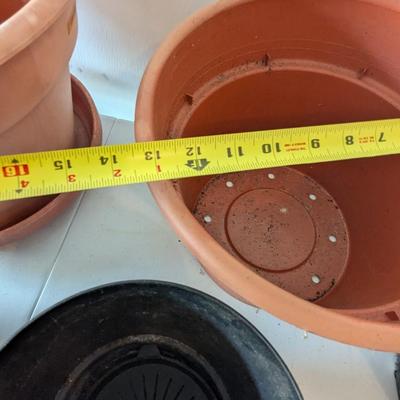 Assortment Of Plastic Plant/Flower Pots