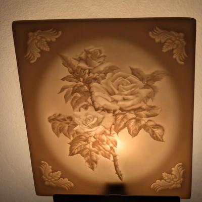 Porcelain Curved Lithophane Night Lights