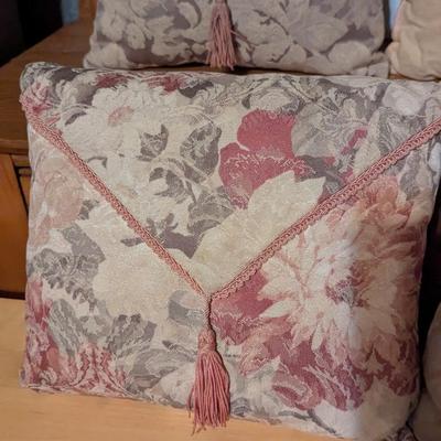 Tassle Decorative Throw Pillows