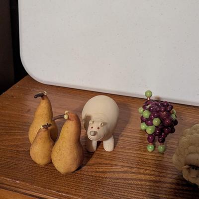 11 Pieces Of Home Grown Enesco Vegetables