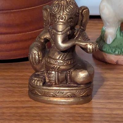 Glass Bird Paperweight Brass Ganesha Statue Porcelain Pig Dolphin Mini Clock