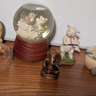 Glass Bird Paperweight Brass Ganesha Statue Porcelain Pig Dolphin Mini Clock