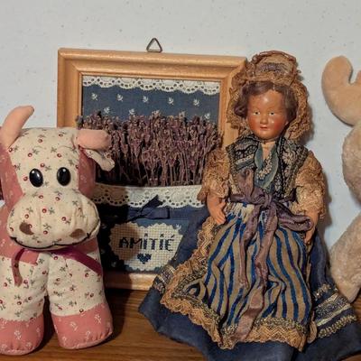 Fontanini Gloria Excelsis Deo Angel Diorama Porcelain Angel Needlepoint Goat Home Decor