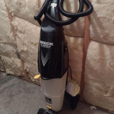 Oreck XL Shield Carpet Cleaner