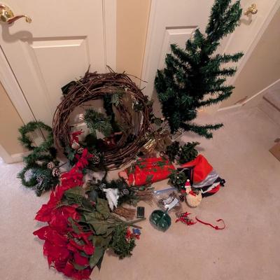 Lighted Christmas Tree Grapevine Wreaths Decor