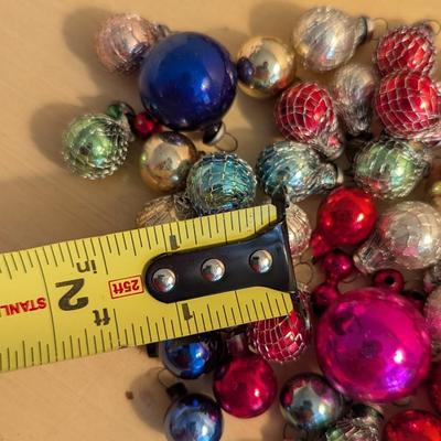 Vintage Twisted Icicle & Round Christmas Bulbs