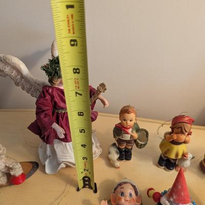 Holiday Christmas Decorations Lot 2