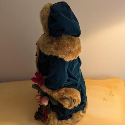 Approx 20" Mrs. Claus Tree Topper