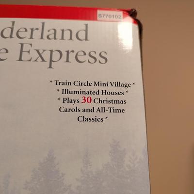 Mr. Christmas Winter Wonderland Christmas Eve Express