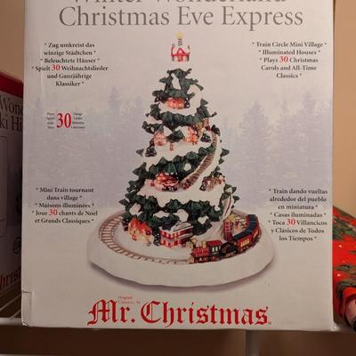 Mr. Christmas Winter Wonderland Christmas Eve Express