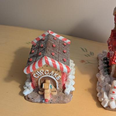 Lighted Gingerbread House & Frosted Glitter Christmas Dog House Puppy Trinket Box