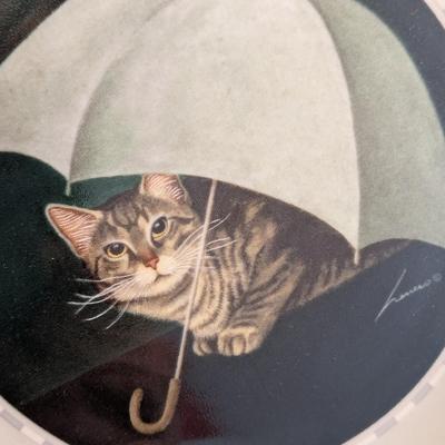 Kelvin Chen Enamel Miniature Teapot No. 800 & Lowell Herrero Cat Plate Tabby Under Umbrella 7 1/2" 1991 Vandor