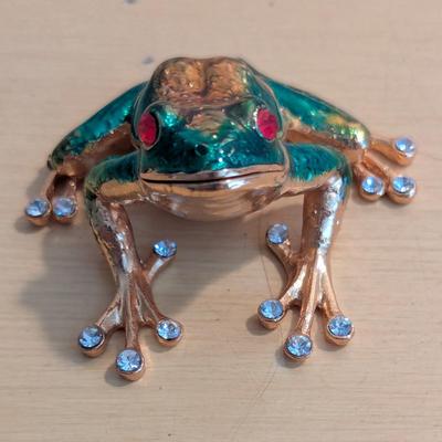 Versailles Jewelry Frog Treasure Trinket Box