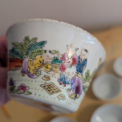 Chinese Nesting Bowls Marked On The Bottom