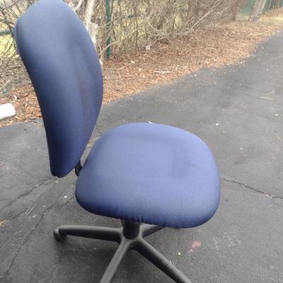 Rolling Office Chair (K)