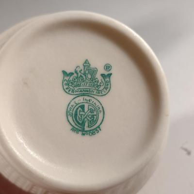 Belleek Irish Fine Pottery Creamer and Sugar Bowl (K)