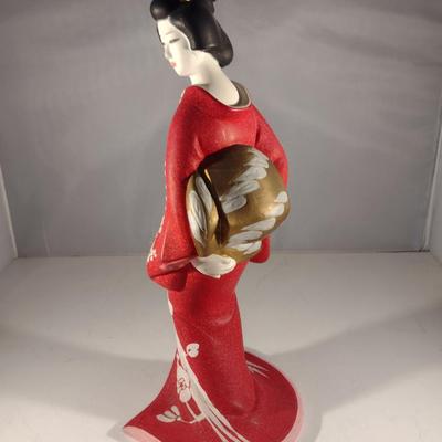 Vintage Japanese Clay Figurine- Geisha (#18). (K)