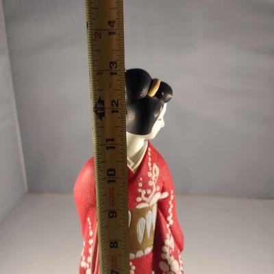 Vintage Japanese Clay Figurine- Geisha (#18). (K)