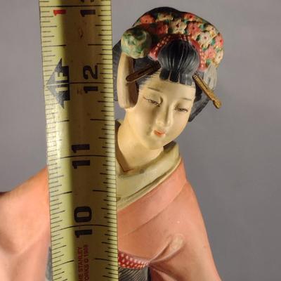 Vintage Craftsman Hakata Japanese Figurine- Geisha (#16). (K)