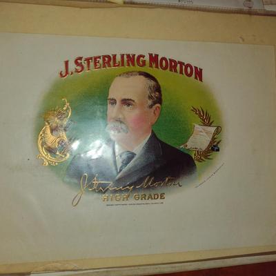 Collection of Cigar Labels with Hardback Book by Joe Davidson (K)