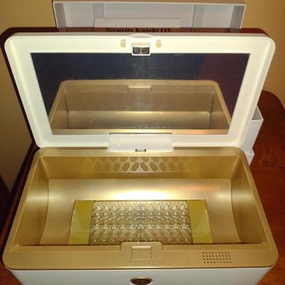 Security Knight Q3 Portable Sterilization Box (K)